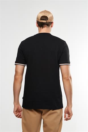 Kol Detaylı Siyah Bisiklet Yaka T-shirt