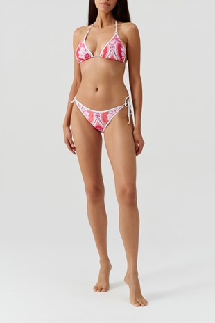 Pembe Bikini Altı