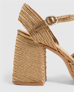 Gold Örgü Büt Burun Topuklu Sandalet