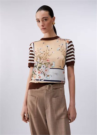Floral Desenli Çizgili Bluz