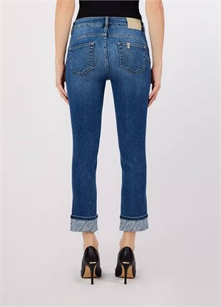 İşleme Detaylı Jean Pantolon