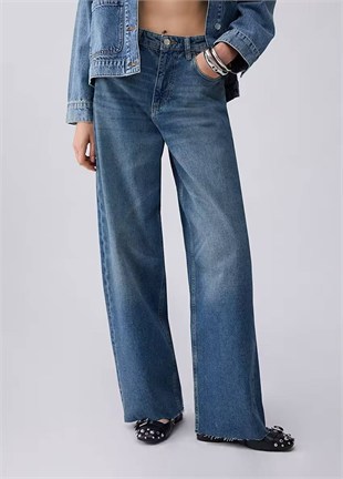 Taş Detaylı Jean Pantolon