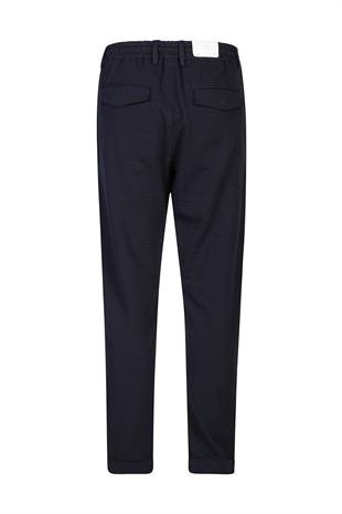 Kendinden Dokulu Belden Bağlamalı Pantolon