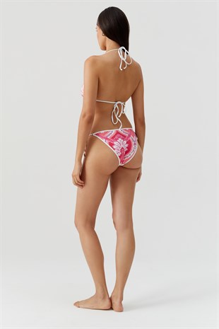 Pembe Bikini Altı