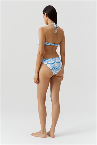 Mavi Bikini Altı