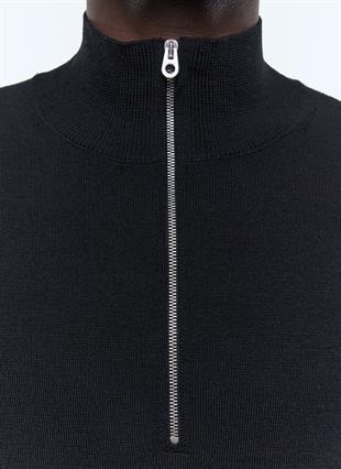 Siyah Yarım Fermuarlı Yün Triko