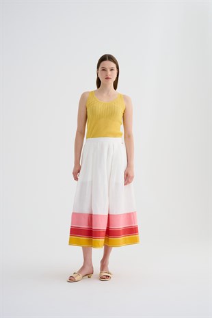 Beyaz Renk Geçişli Etek