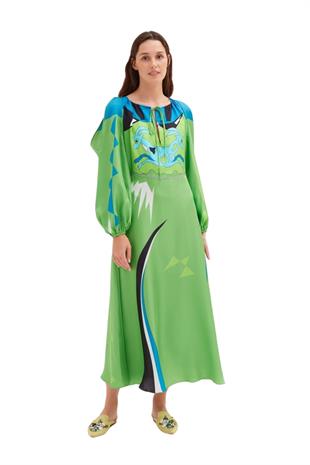 Omzu Açık İpek Uzun Elbise