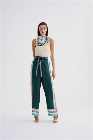 Yeşil Desenli Pantolon