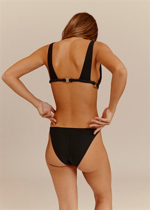 Gold Metal Detaylı Bikini Altı