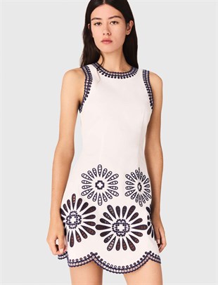 Beyaz Kroşe Detaylı Mini Elbise