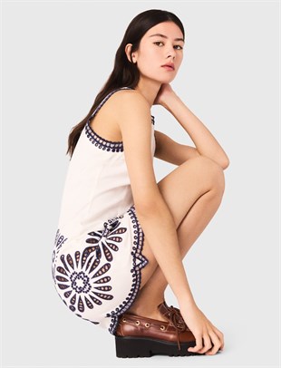 Beyaz Kroşe Detaylı Mini Elbise