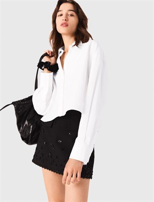 Boncuk Detaylı Siyah Şort Etek