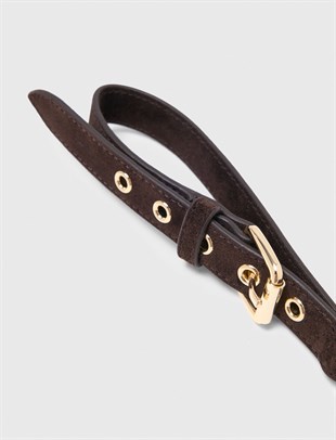 Charm Detaylı Kemer Formlu Siyah Süet Anahtarlık