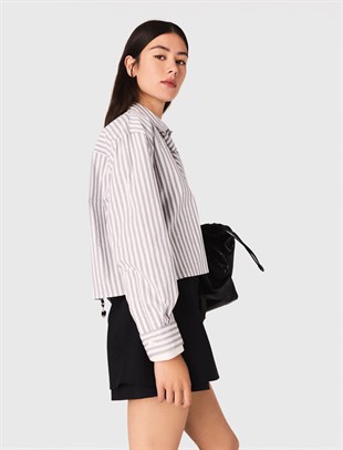 Çizgili Taş Detaylı Crop Gömlek