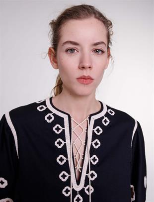 Clover Baskılı Siyah Mini Elbise