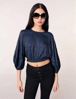 Delik işi geçişli crop bluz