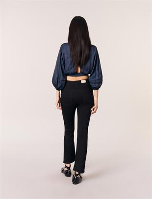 Delik işi geçişli crop bluz