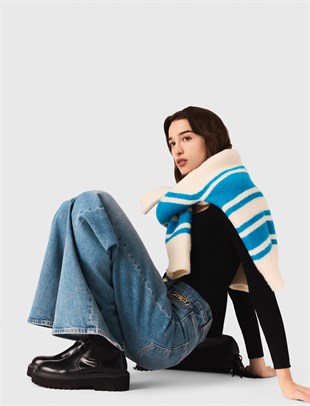 Geniş Paça Eskitme Görünümlü Jean Pantolon