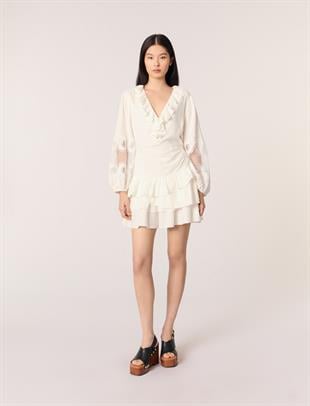 Kol detaylı beyaz mini elbise