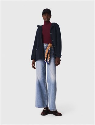 Lacivert Kapüşonlu Altın Düğmeli Yün Kaban