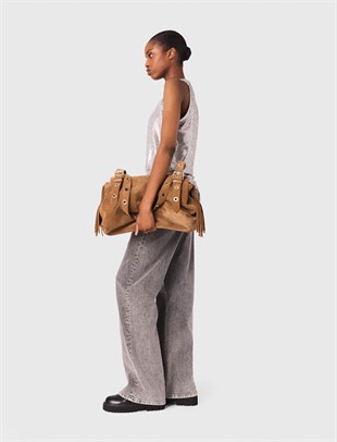 Parlak Görünümlü Gri Atlet