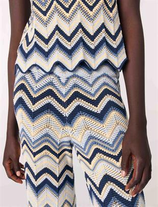 Renk Geçişli Tığ İşi Örgü Pantolon