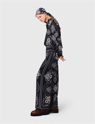 Şal Desenli Dökümlü Pantolon