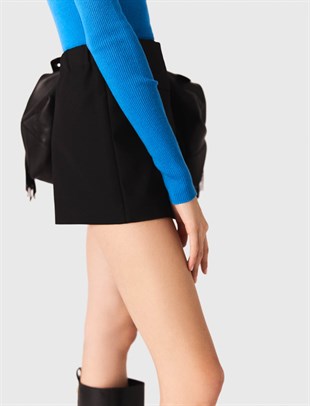 Sedef Düğme Detaylı Şort Etek