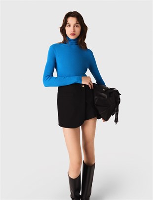 Sedef Düğme Detaylı Şort Etek