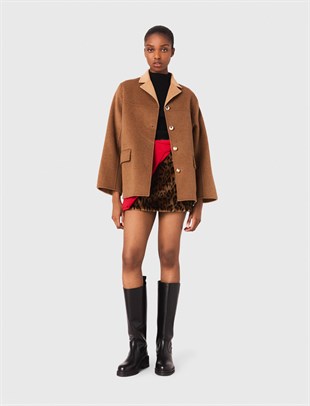 Sedef Düğmeli Taba Yün Kaban