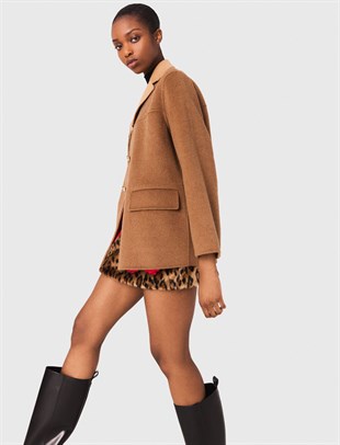 Sedef Düğmeli Taba Yün Kaban