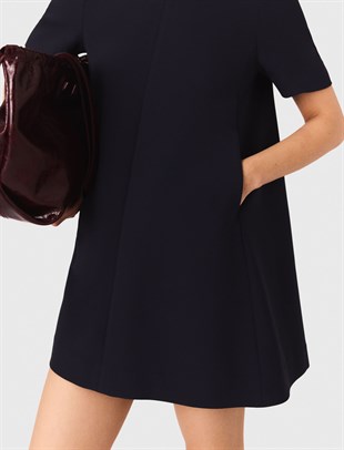 Siyah Kloş Kesim Mini Elbise