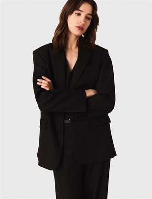 Taş İşlemeli Kemer Detaylı Ceket