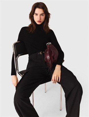 Uzun Kollu Siyah Triko