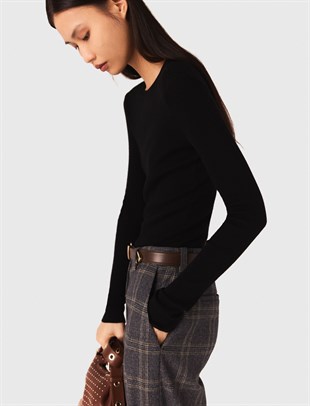 Uzun Kollu Siyah Triko