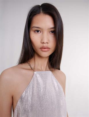 Zincir Askı Detaylı Mini Elbise