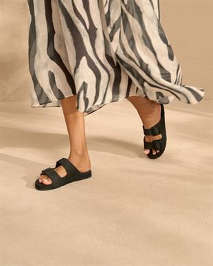 Çift Bantlı Siyah Terlik