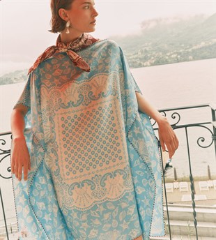 Mavi İpek Kaftan