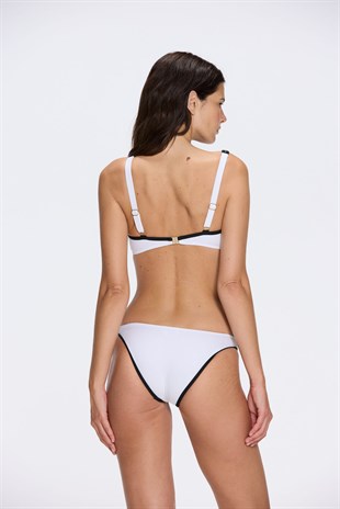 Beyaz Gold Tokalı Bikini Altı