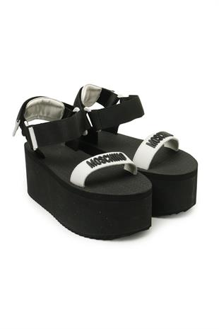 Siyah Çapraz Bantlı Yüksek Platform Tabanlı Sandalet