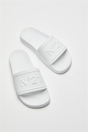 Beyaz Logolu Kadın Terlik