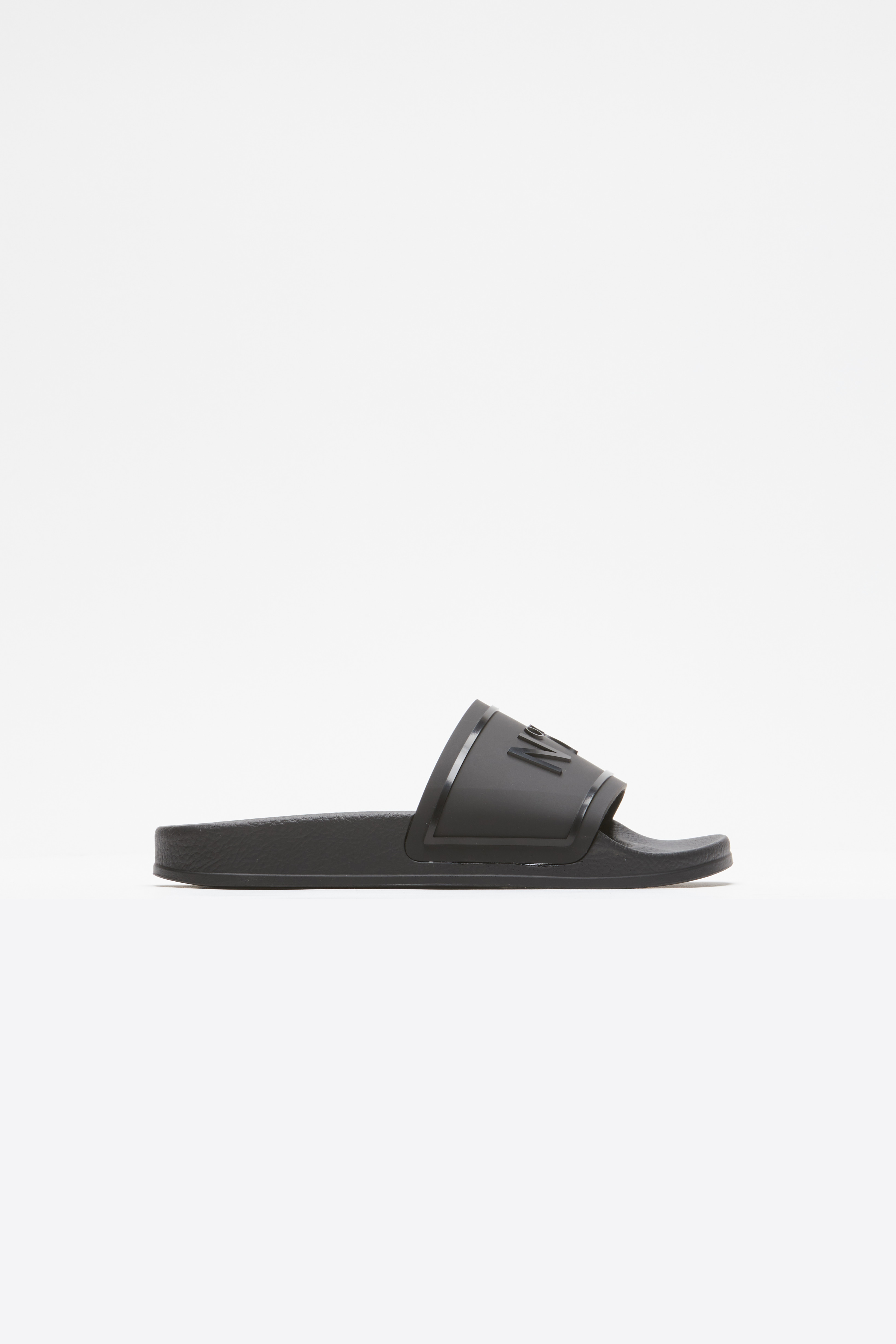 Siyah Logolu Kadın Terlik