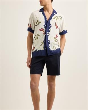 Beyaz Floral Desenli Gömlek