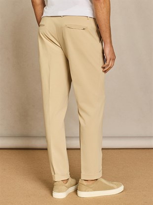 Cep Detaylı Bej Duble Paça Pantolon