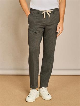 Düz Kesim Jogger Pantolon