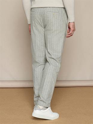 Gri Düz Kesim Çizgili Pantolon