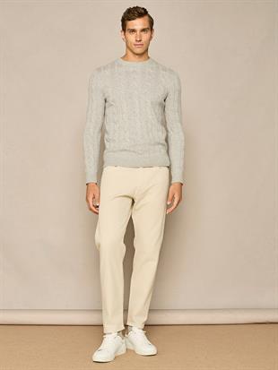 Gri Örgü Desenli Triko