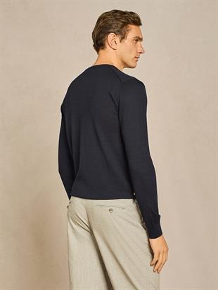 Lacivert Uzun Kollu Triko