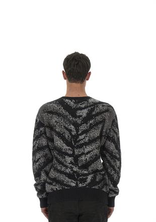 Leopar Figürlü Kazak